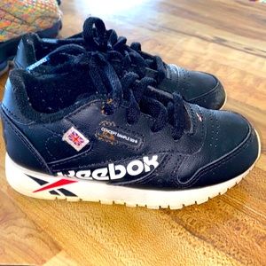 Reebok Alter the Icons Toddler sneakers 8C